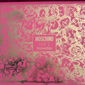 Moschino Toy 2 Bubble Gum 4piece Perfume Set includes 3.4 oz spray